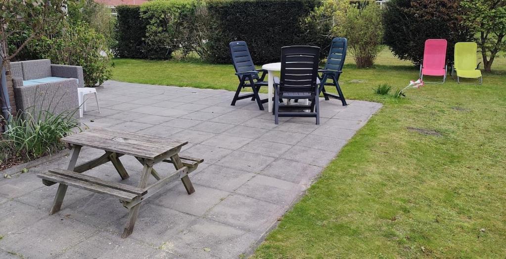 Vakantiehuis Hollum Ameland Dichtbij Strand En Met Ruime Tuin - Ameland39 Nl Exteriör bild
